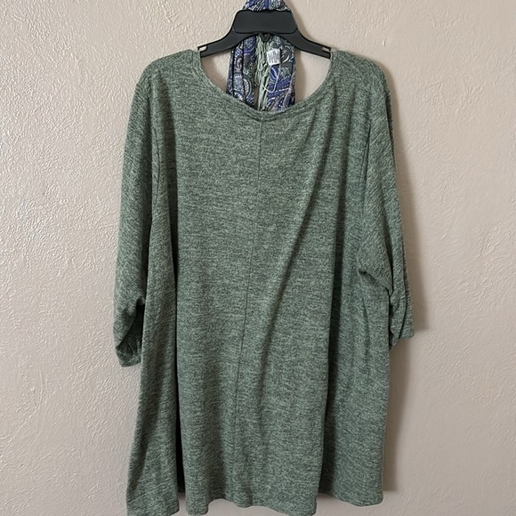 Catherine’s Women’s Plus Size Top With Detachable Scarf 3X Green - Picture 5 of 6